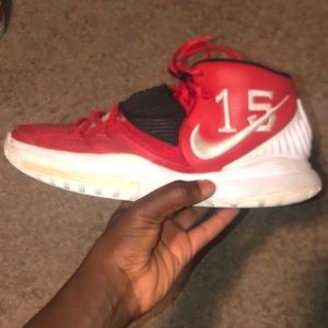 Kyrie 6